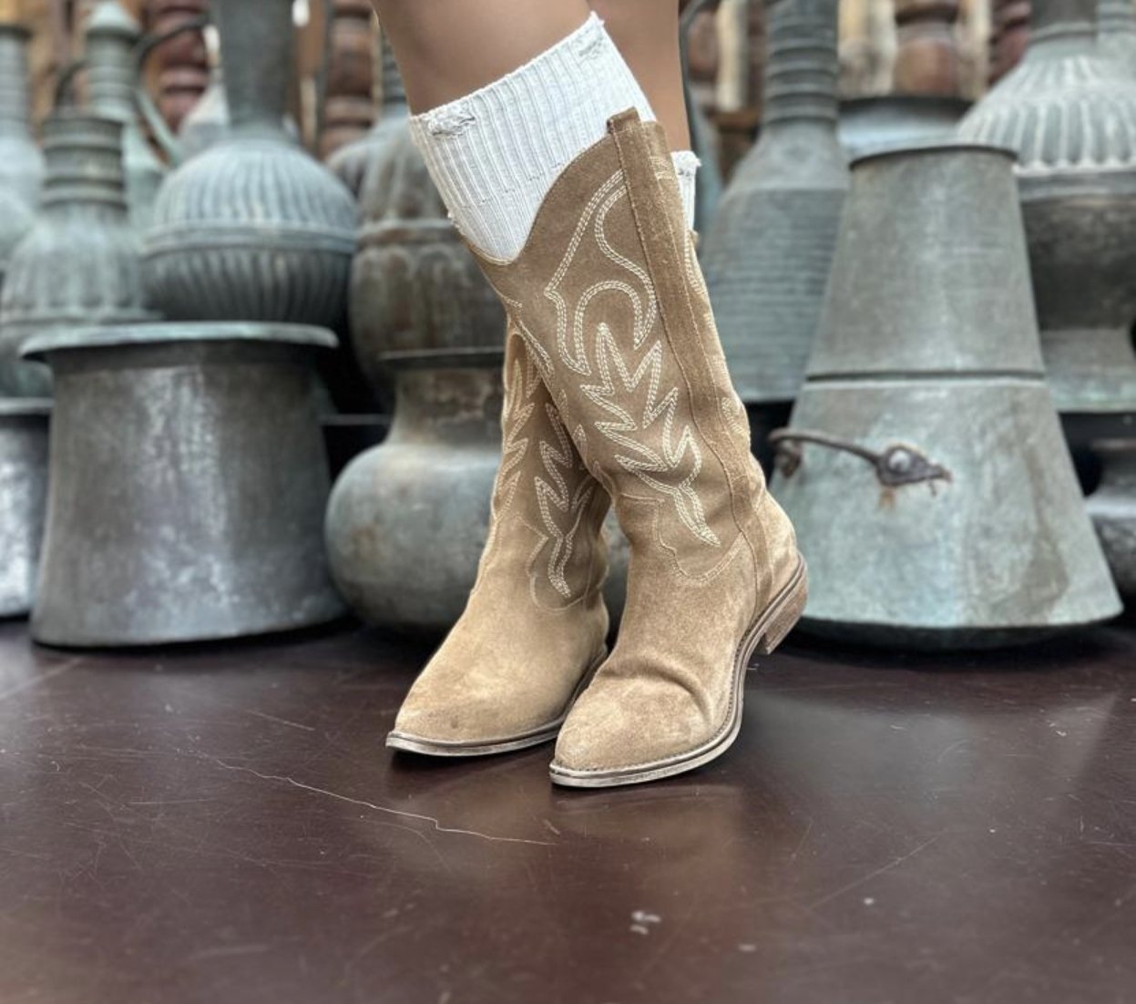 B. Long Ribbed City Socks: Off white - Image 2