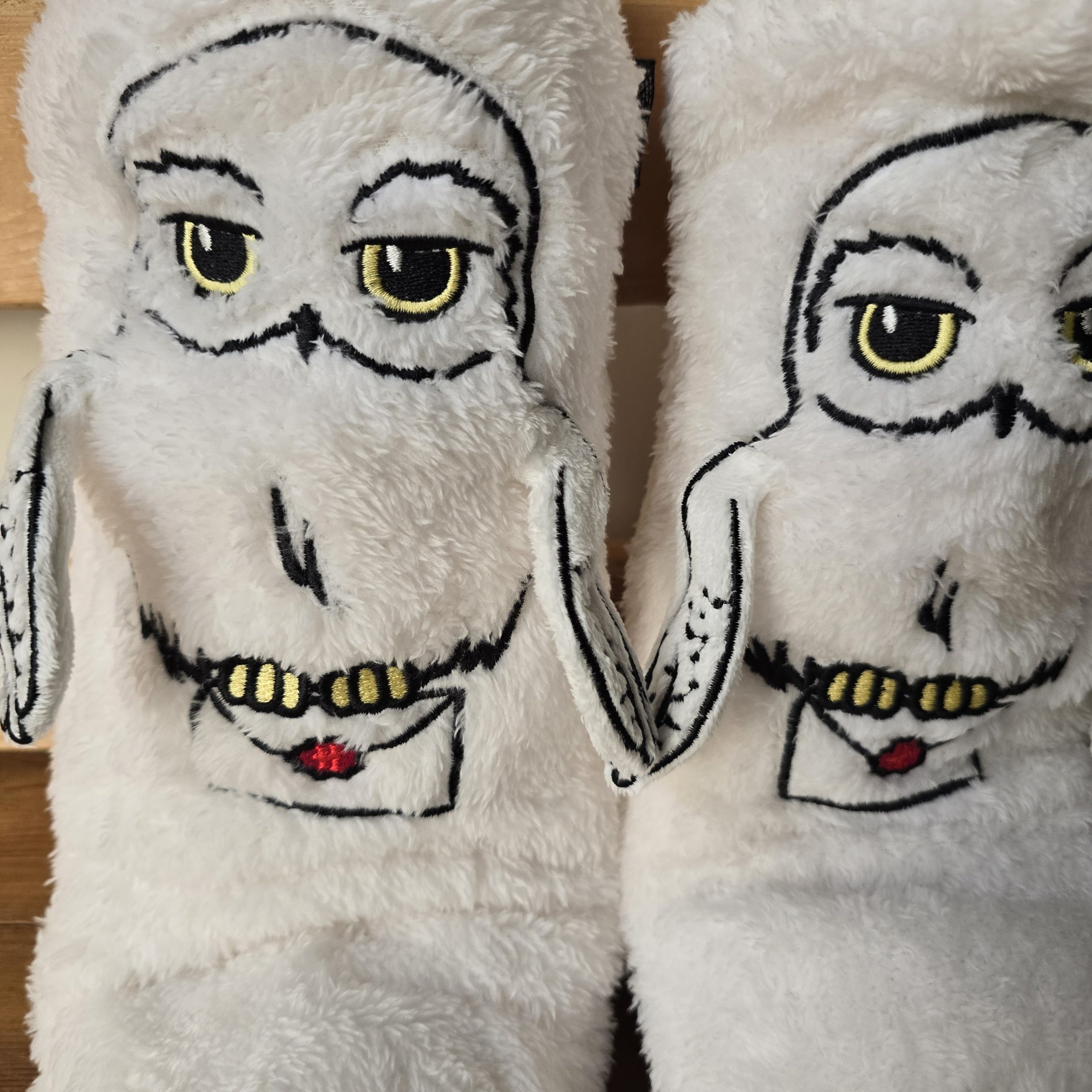 A. Fuzzy Slippers: Messenger OWL - Image 5