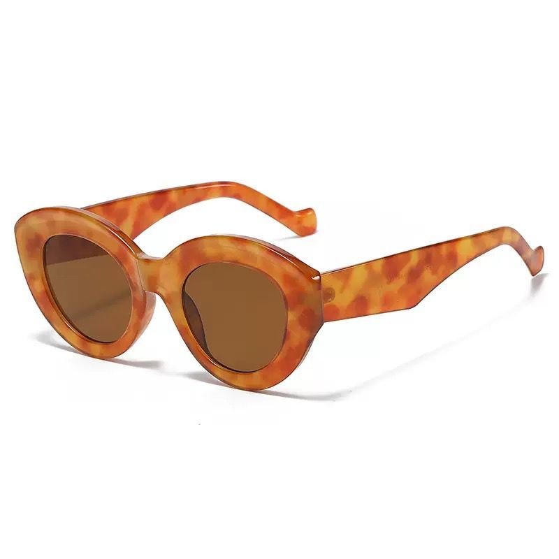 A A . Zola Sunglasses - Image 5